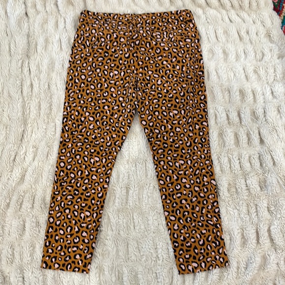 Old Navy Cheetah print pixie style pants. Size 12 - Picture 2 of 3